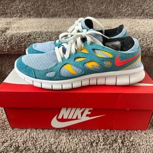 Men’s 2021 Free Run 2 'Cyber Teal Aluminum' Size 10.5 shoes